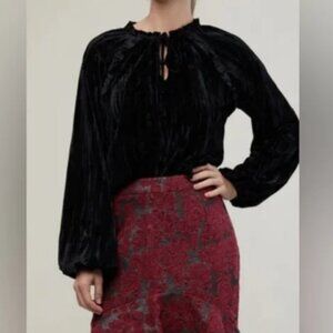 Rachel Parcell Black Crinkle Velvet Blouse NWT